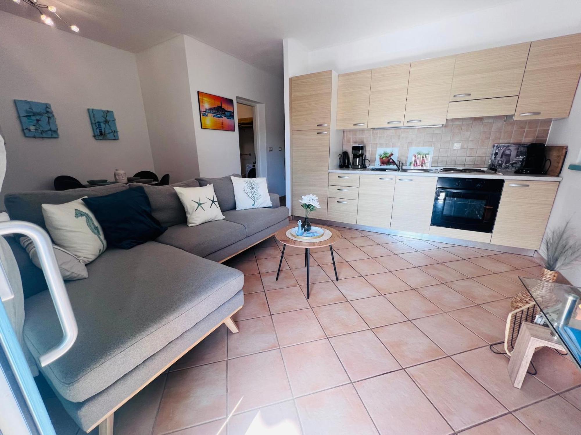 Apartment Aleks Tar-Vabriga ภายนอก รูปภาพ